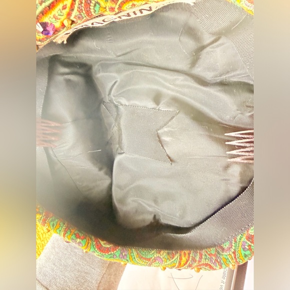 Colorful Vintage Paisley Embellished Beret - Picture 2 of 3